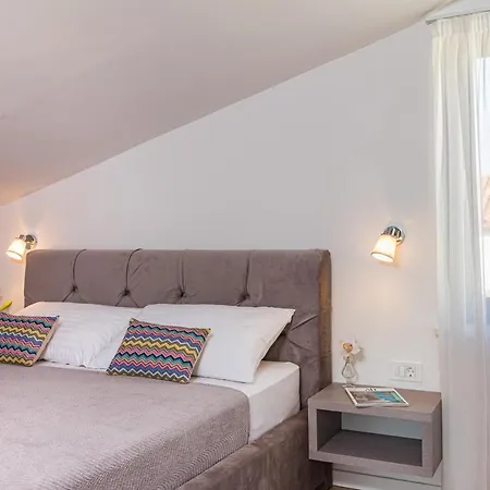 Casa 4*